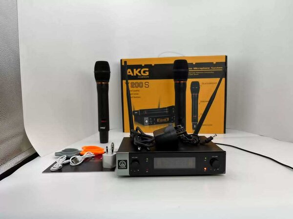Microphone AKG sans fil pro