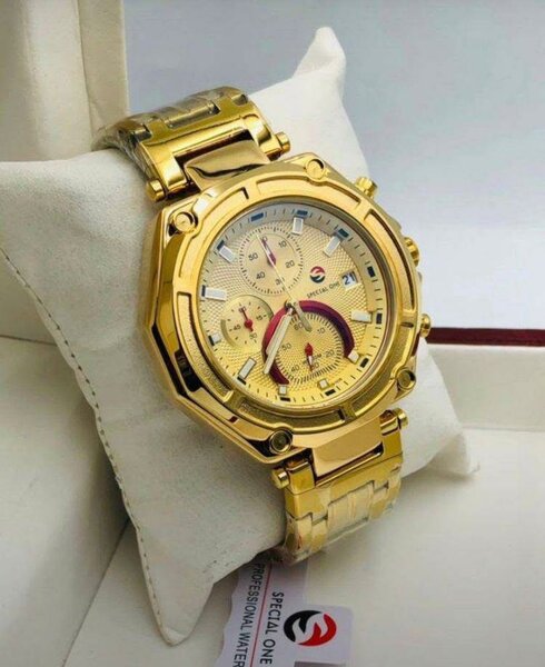 Montre en or luxueuse