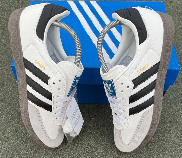 Adidas Samba
