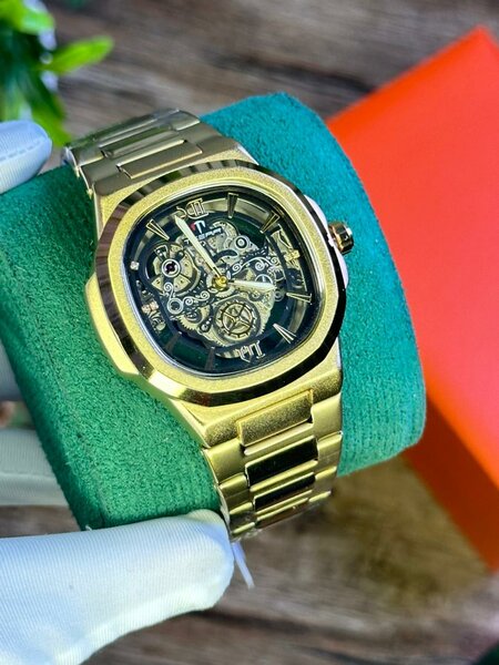 Montre Squelette en Acier Doré