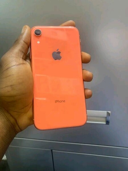 iPhone XR Orange