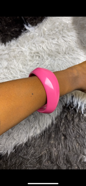 Bracelet rose en résine