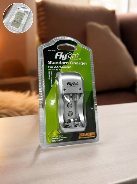 Chargeur rapide FlyCat AA/AAA/9V
