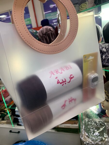 Платки в подарочным пакете (черный хаки зелены