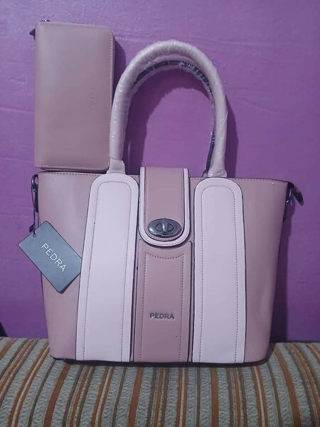 Sac à main femme PEDRA en cuir rose