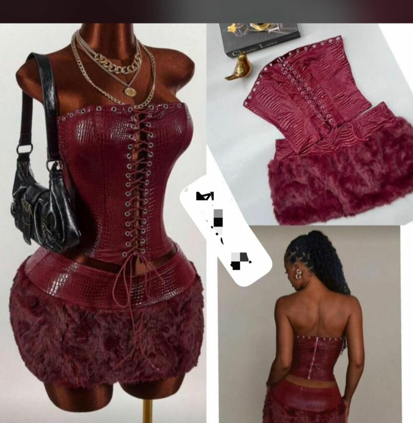 Ensemble corset et jupe courte