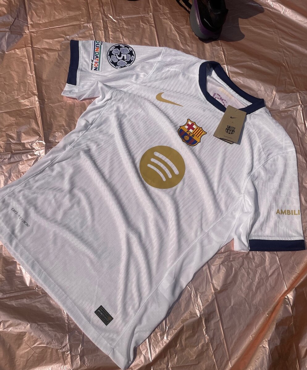 Maillot Barcelone blanc 2025