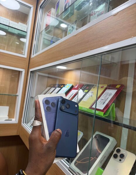 iPhone 17 pro max 256 giga