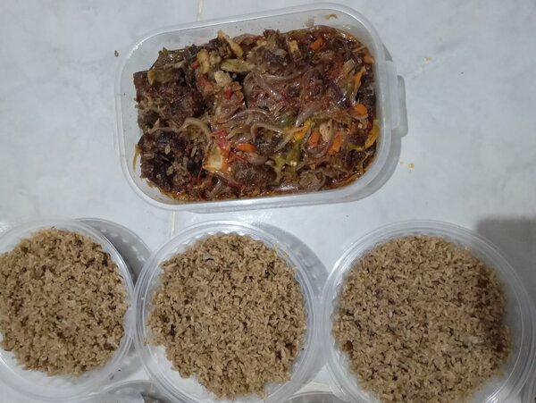 Délicieux Riz à emporter chaud