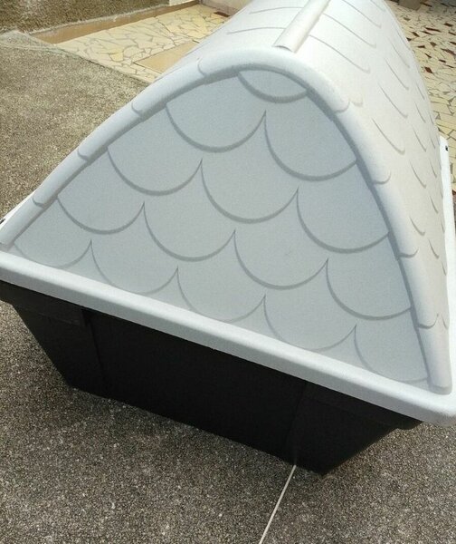 Niche pour chien extérieur plastique