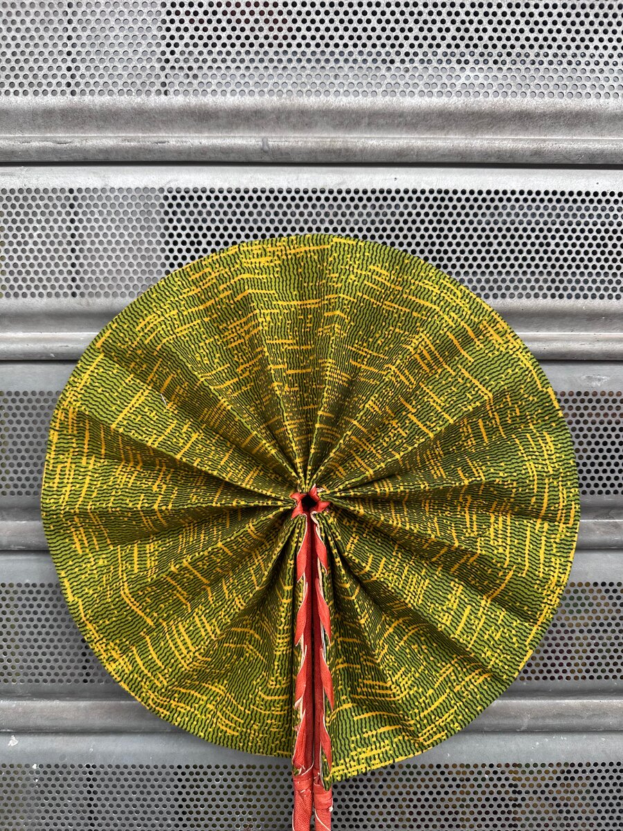 Éventail Africain Pliable