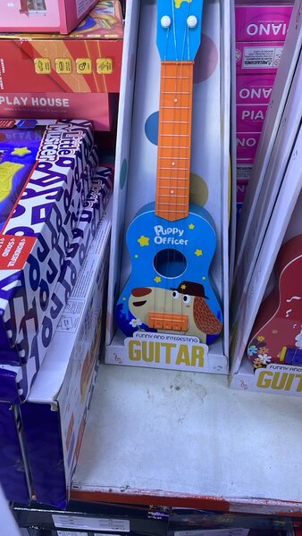 Mini guitare jouet