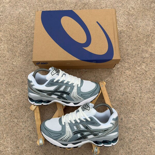 Baskets running Asics confort