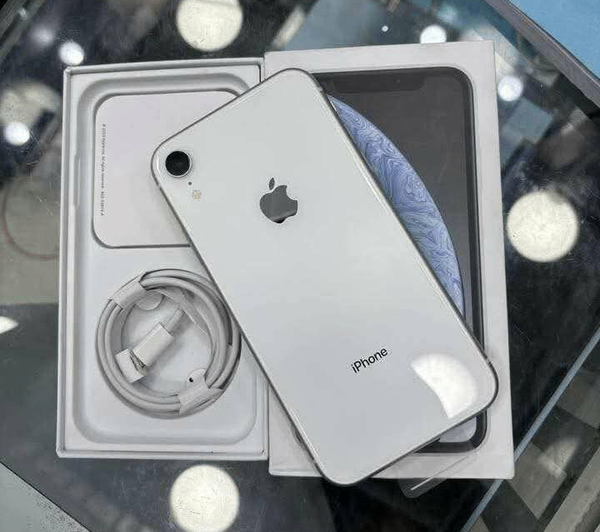 iPhone XR Blanc Débloqué