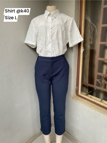 Shirt with short sleeve