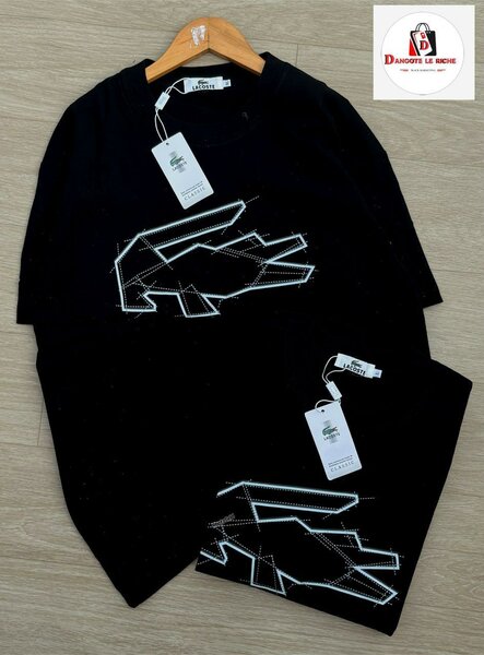 T-shirt graphiste noir