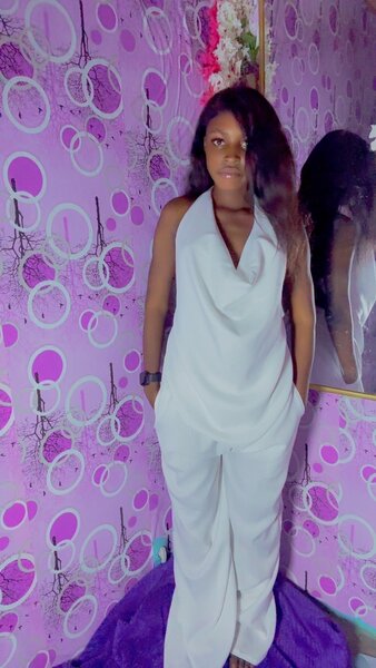 Combinaison élégante femme