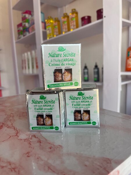 Natures secret face cream