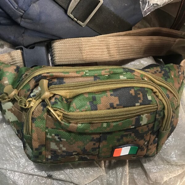 Sac banane camouflage pratique