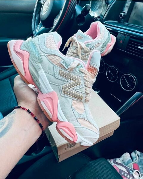New Balance 9060 gris et rose