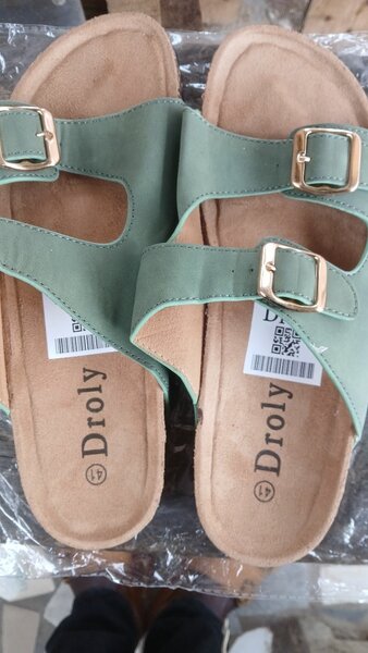 Sandales confort à boucles