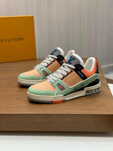 QUALITY LOUIS VITTON SNEAKER