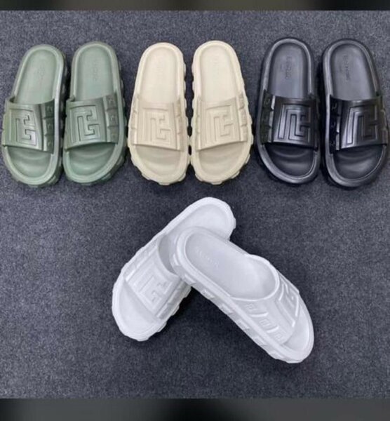 Claquettes de Luxe Confortables