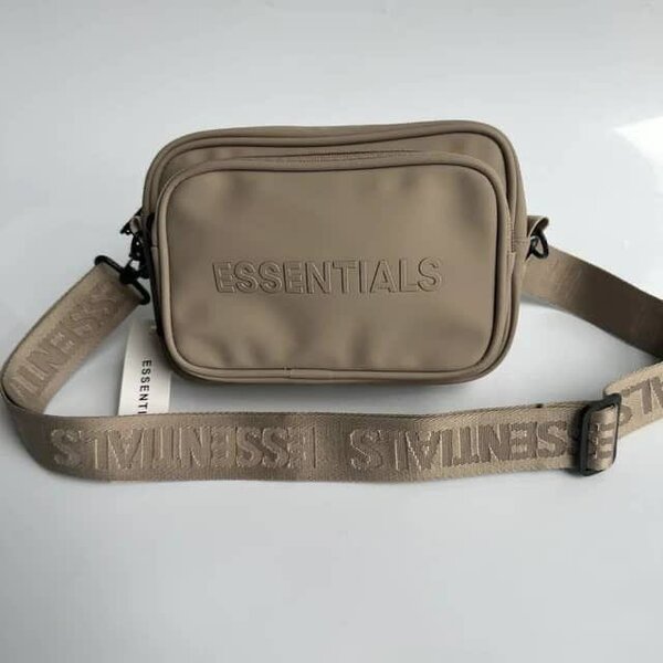 Sac banane Essentials en nylon beige