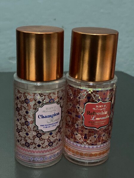 Parfums féminins élégants