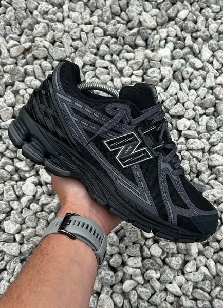 Chaussures de sport noires élégantes