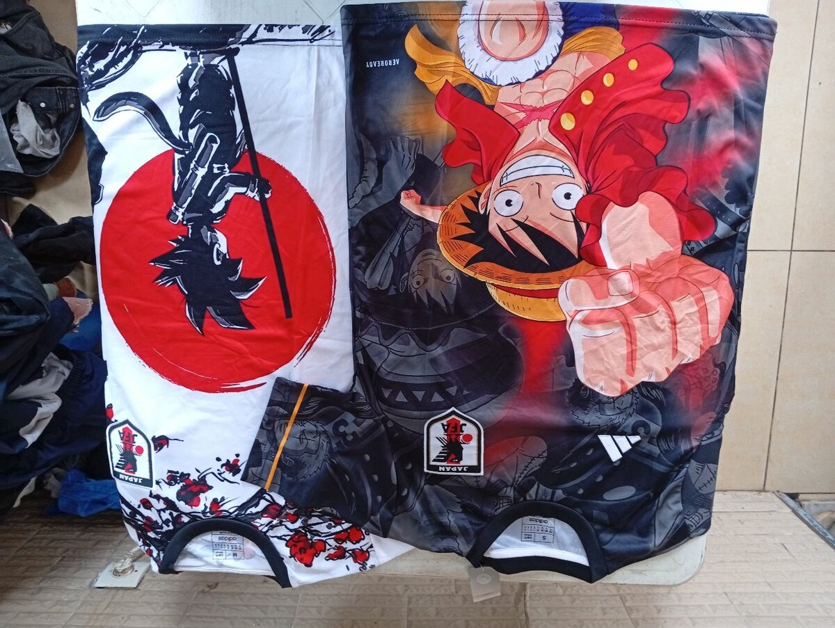 T-shirt animé mixte