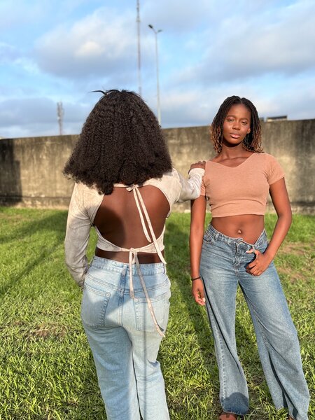 Trendy Backless Crop Tops