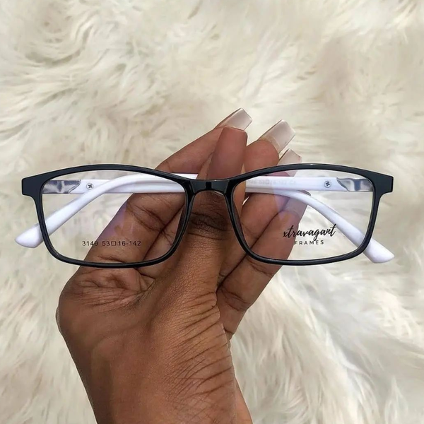 Optical frame black
