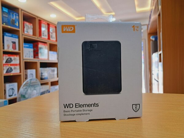 WD elements 1TB external hard drive