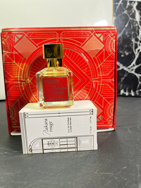Parfum de Luxe Rouge