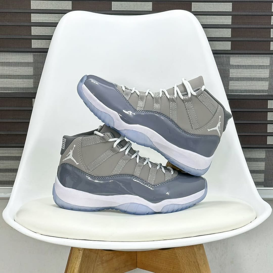 Baskets hautes sport grises