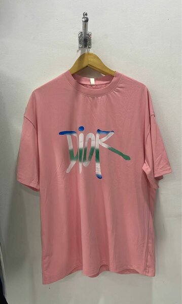 T-shirts graphiques tendance