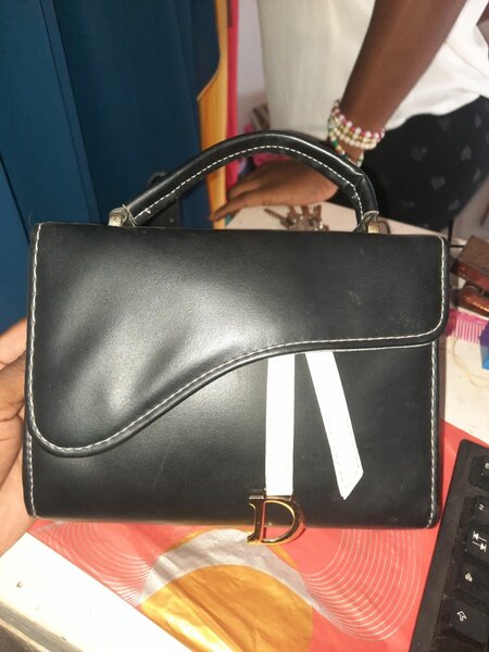 Sac à main chic noir