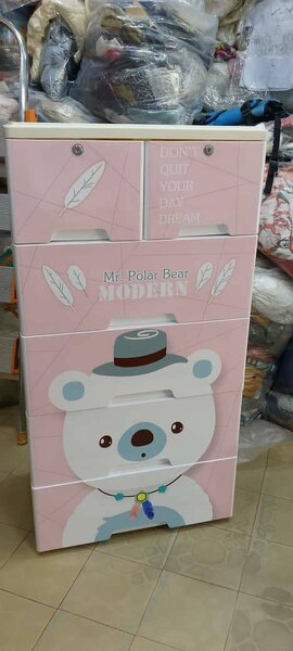 Commode pour enfant avec motif