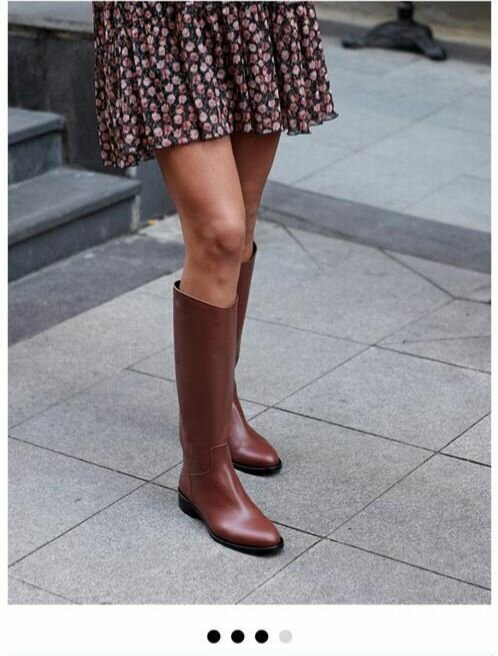 Демисезонные новые сапоги из натуральной кожи