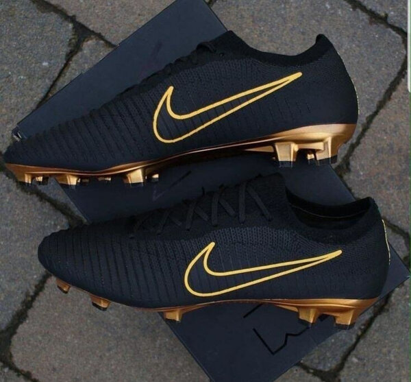 Chaussures de Football Nike
