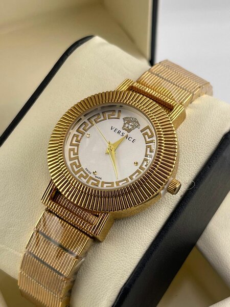 Montre Versace Élégante Femme