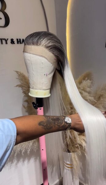 Perruque lace front lisse