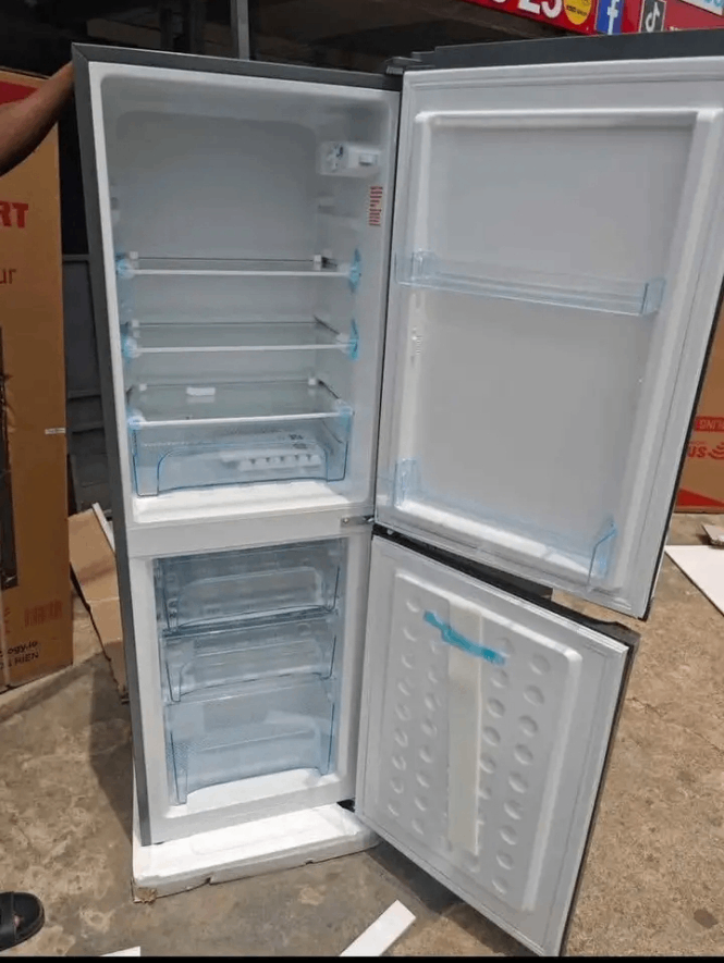 Réfrigérateur congélateur grande capacité