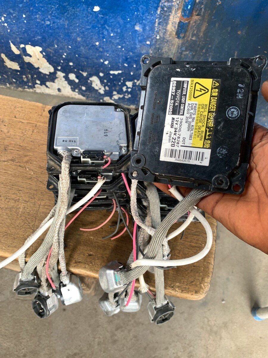 Toyota Vitz Headlight Booster (Charger)