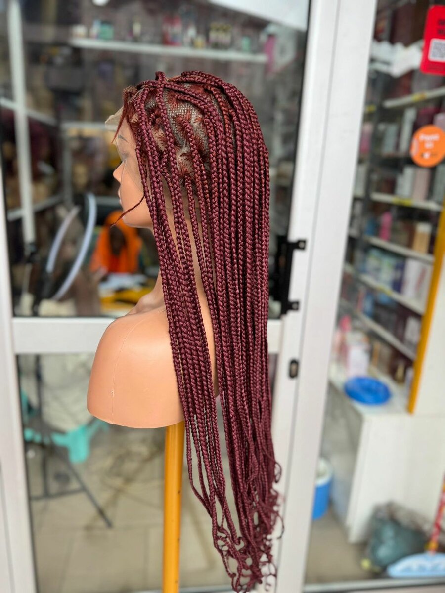 Perruque tressée longue élégante