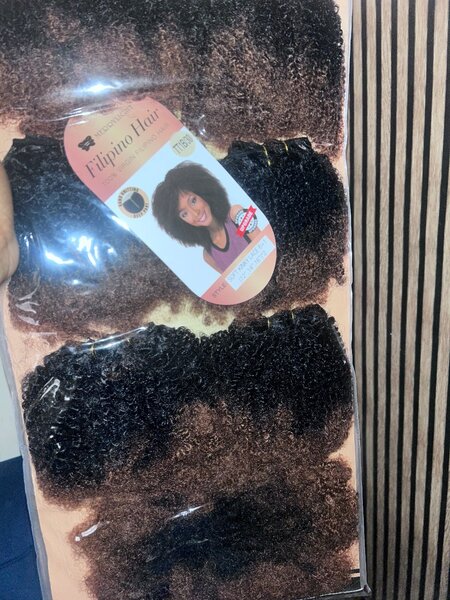 Extensions Capillaires Bouclés