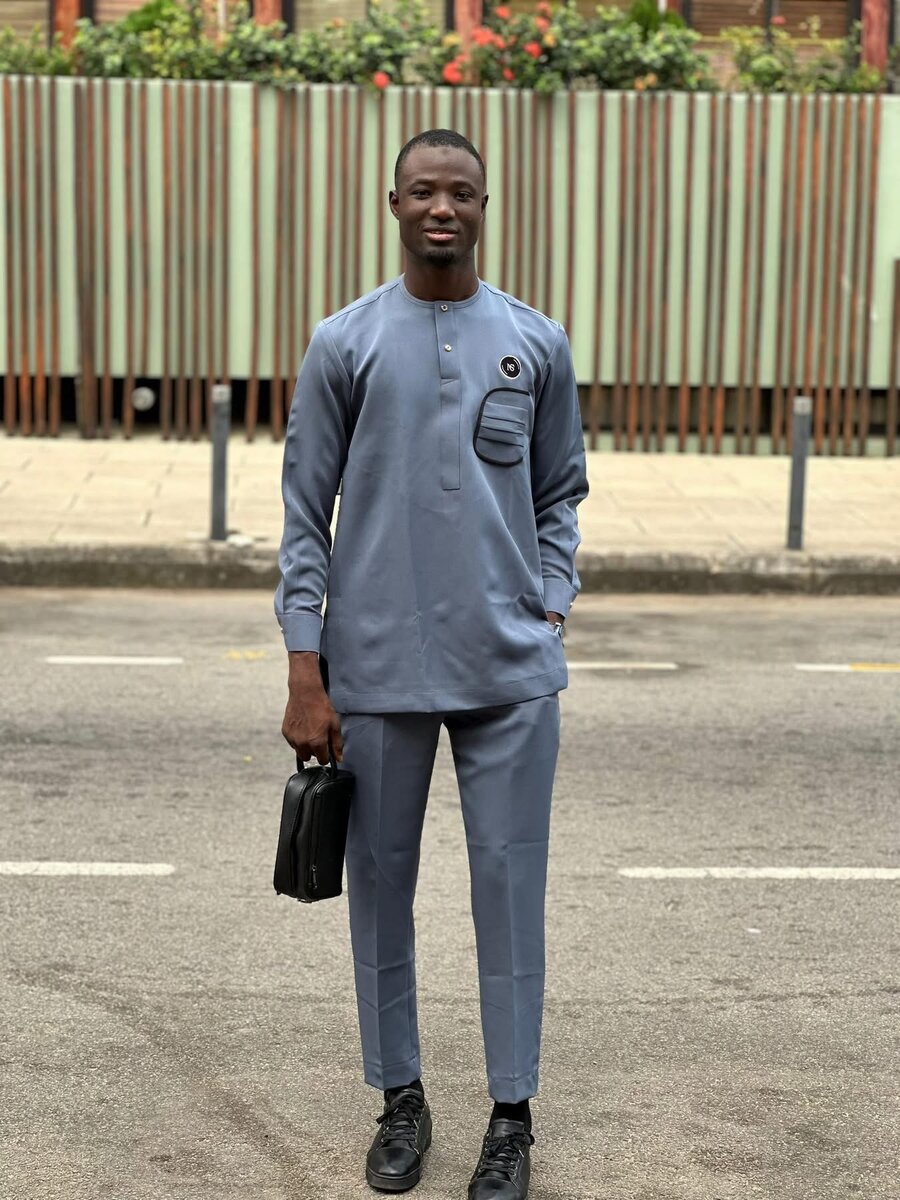 Ensemble homme chic modèle