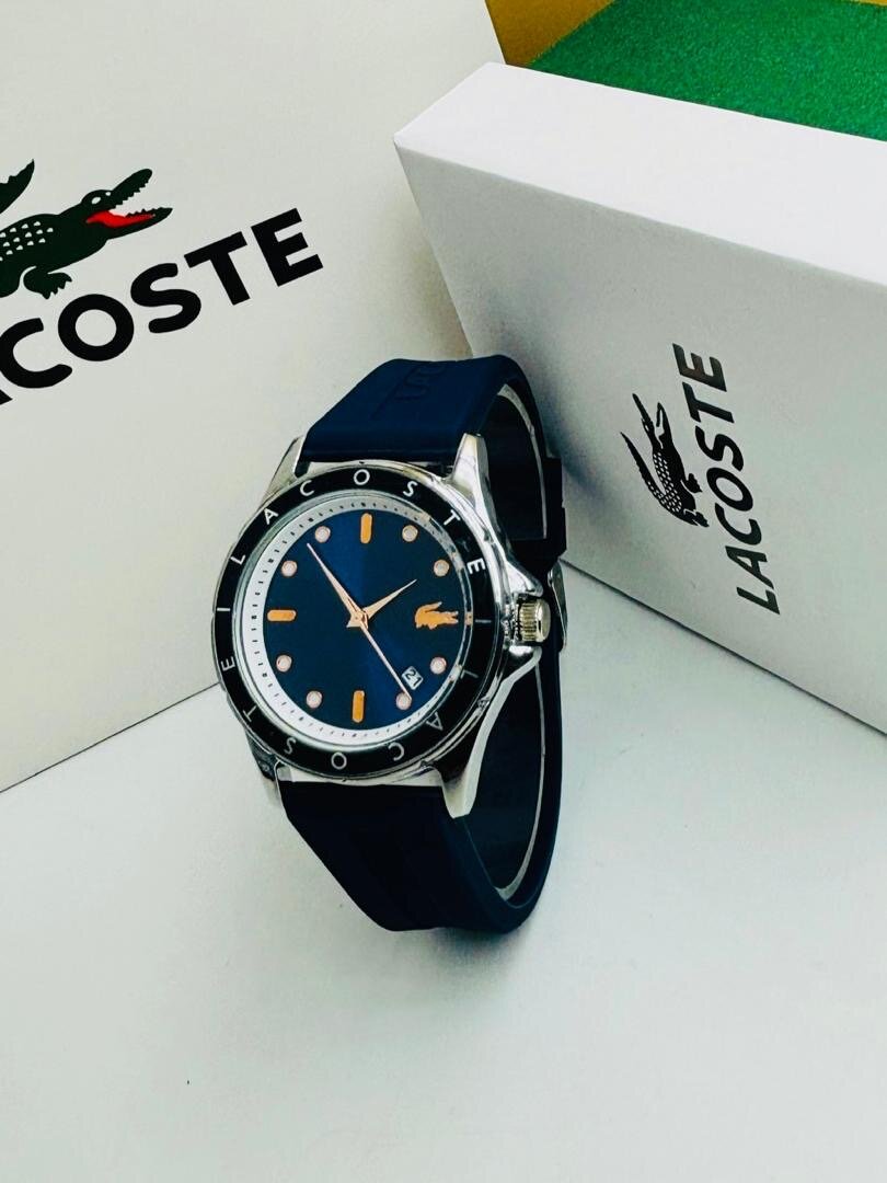 Montre Lacoste silicone élégant