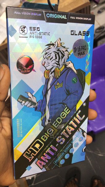 16 pro max screen protectors